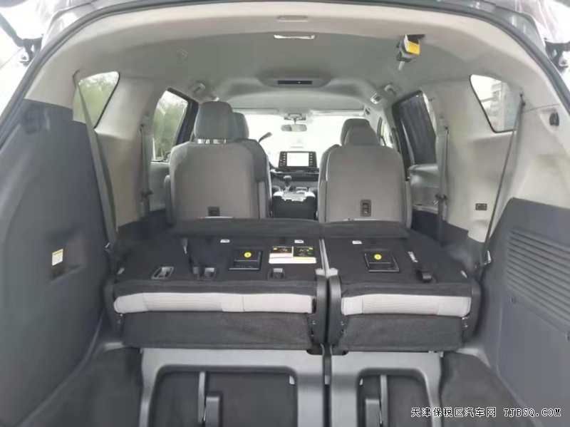 21款丰田塞纳 油电混合 港口大降价39万甩