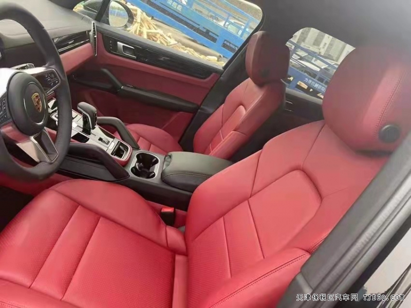 2021款 保时捷卡宴 现车港口热卖