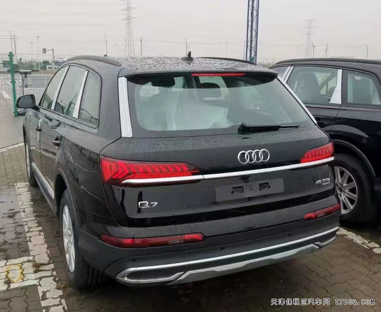 微信图片_20211227105735.png 2021款 奥迪Q7欧版 现车特价55.7万