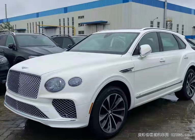 21款宾利添越 4.0T 五座   清仓价格 超值优惠 