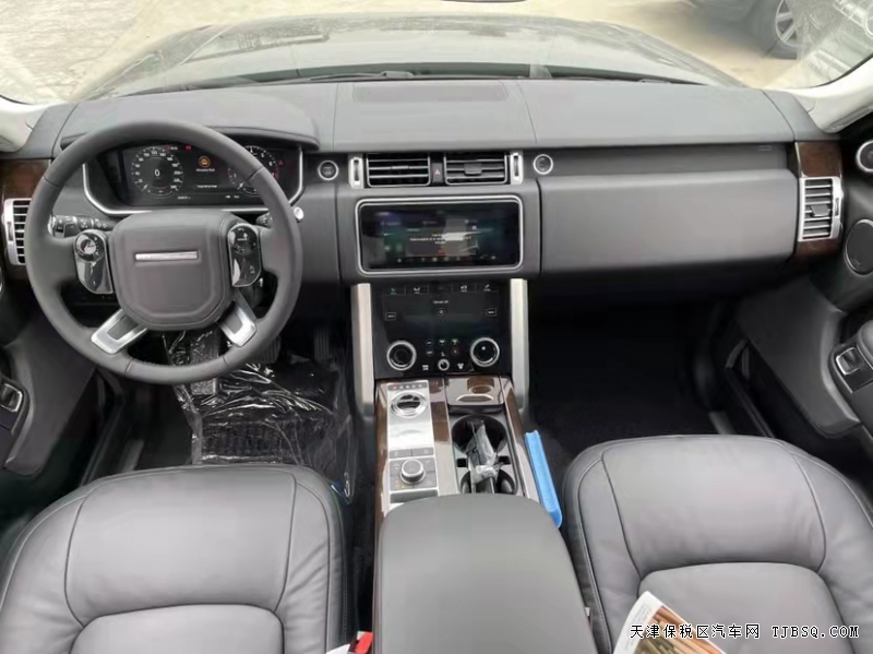 21款路虎行政 3.0 汽油P400HSE 年底促销123