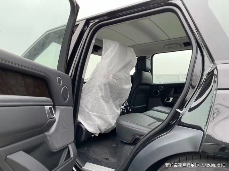 21款路虎行政 3.0 汽油P400HSE 年底促销123