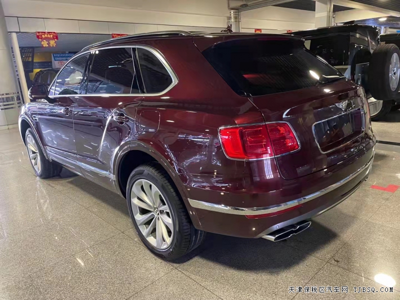 20款 欧版 宾利添越 3.0T 四座 插电混动 天津港口特价270万