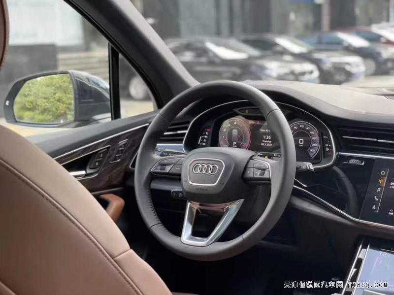 21款 奥迪Q7 2.0港口 特价 仅售55万 