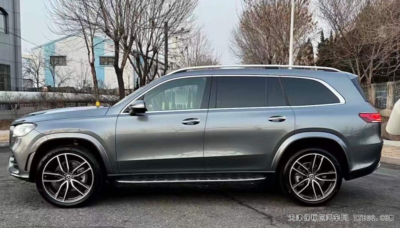 21款国六奔驰gls450加版129万