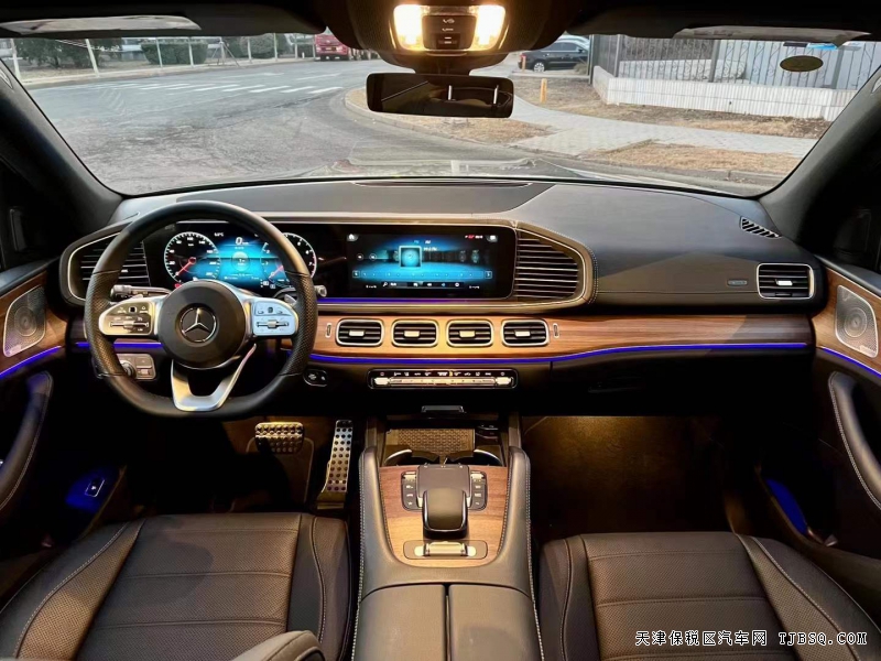 21款国六奔驰gls450加版129万