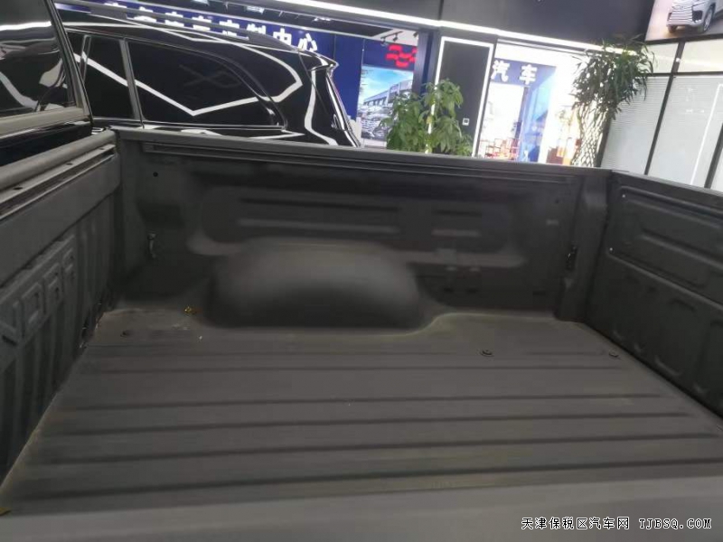 丰田坦途5.7排量 现车国六 58万