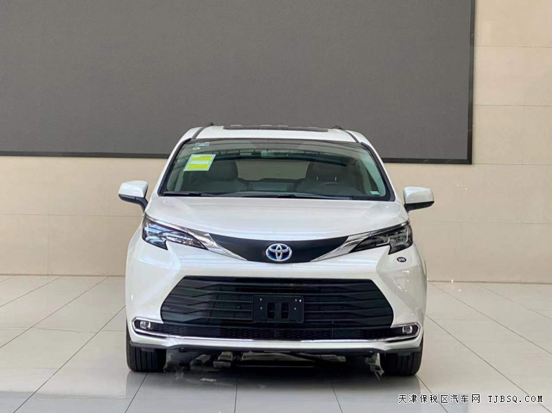 丰田2.5塞纳 油电混合四驱年底特惠