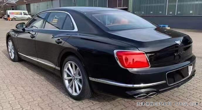 2022款宾利飞驰4.0T 城市包/舒适包/全景现车342万