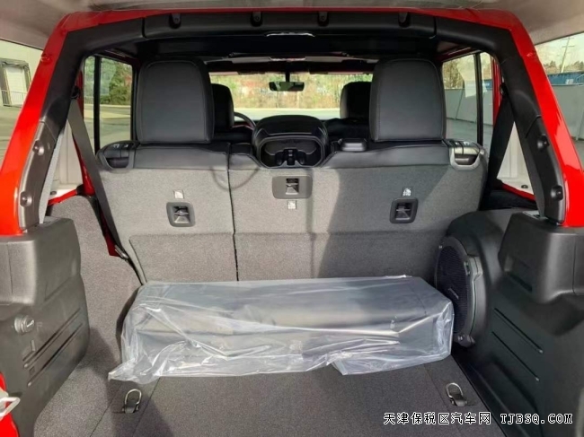 牧马人 21款 2.0T 自动 四门 硬顶 罗宾汉 仅售58