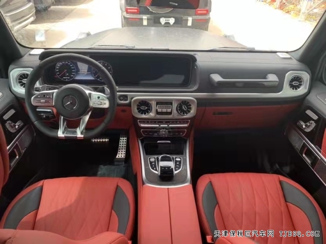 21款 加版 G63现车  年前特价 315万