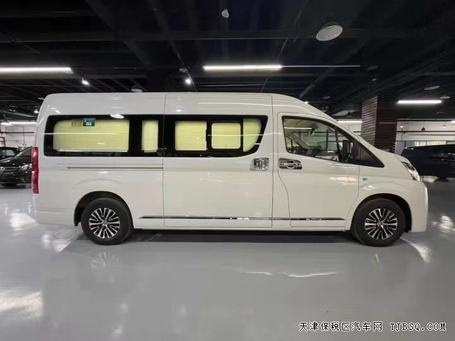 21款丰田海狮3.5 特别定制版 年底优惠