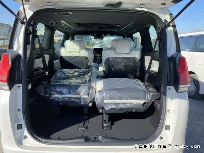 21款雷克萨斯LM300 四座 惊喜价166万