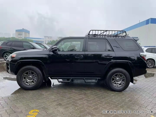 21款超霸4.0 Venture冒险版黑武士特价78万 21款超霸4.0 Venture冒险版黑武士特价78万