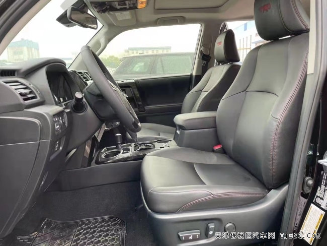 21款超霸4.0 Venture冒险版黑武士特价78万 21款超霸4.0 Venture冒险版黑武士特价78万