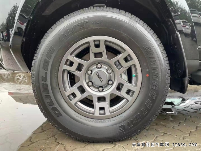 21款超霸4.0 Venture冒险版黑武士特价78万 21款超霸4.0 Venture冒险版黑武士特价78万