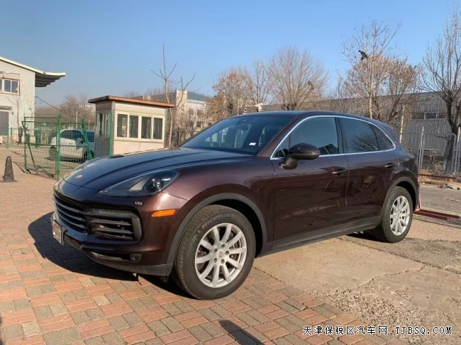 天津港平行进口车21款保时捷卡宴3.0T汽油现车福利港口特价97万