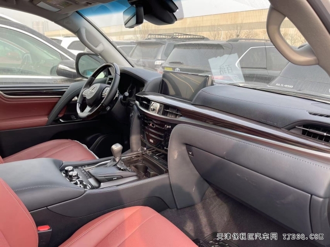 雷克萨斯LX570 21款 仅售189万