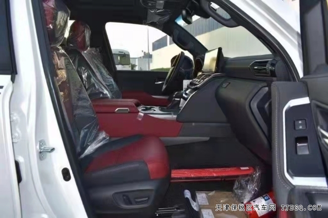 22款酷路泽LC300 3.5TT 12种配置 火热预售中  定金10万