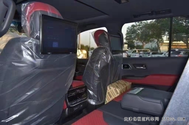 22款酷路泽LC300 3.5TT 12种配置 火热预售中  定金10万