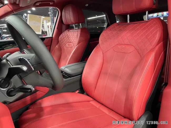 21宾利 添越国六 价优仅售335万提车 21宾利 添越国六 价优仅售335万提车