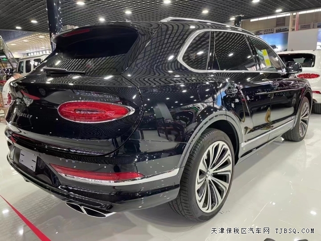 21宾利 添越国六 价优仅售335万提车 21宾利 添越国六 价优仅售335万提车