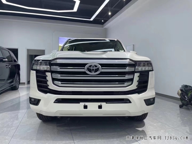 22款丰田酷路泽LC300 港口接受预约 特价仅售 118万