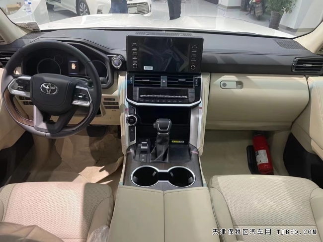 22款丰田酷路泽LC300 港口接受预约 特价仅售 118万