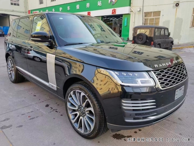 21款路虎创世加长3.0T汽油 港口仅售163.5万