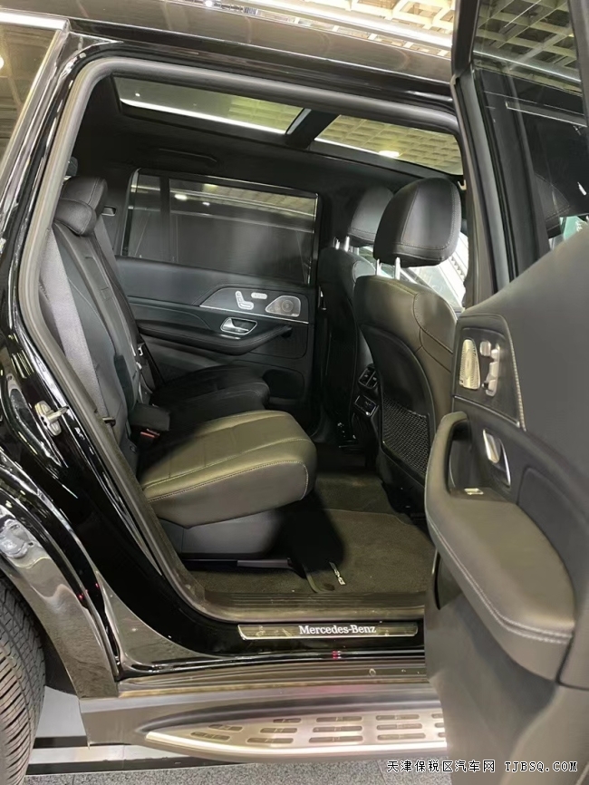 21款奔驰GLS450加版 豪华包 运动包 驾驶员辅助包特价120万