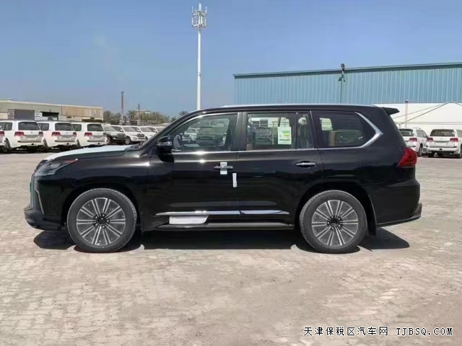 21款雷克萨斯LX570中东版大油箱 直营特价174万 21款雷克萨斯LX570中东版大油箱 直营特价174万