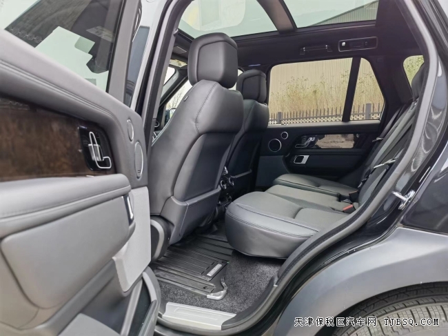 21款加版汽油揽胜行政 仅售135 