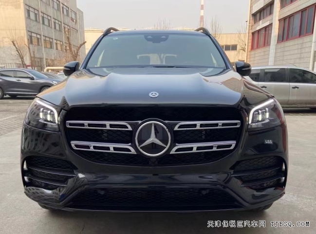 21款加版 奔驰GLS450 港口跳楼价格 130万提车 21款加版 奔驰GLS450 港口跳楼价格 130万提车