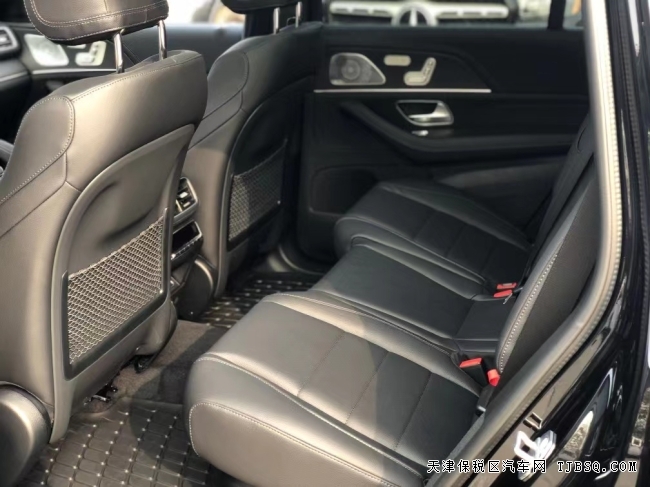 2021款加版奔驰GLS450   港口仅售127万