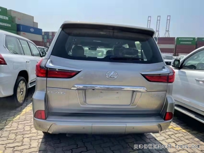 21款雷克萨斯LX570 中东铂金版 港口仅售169万