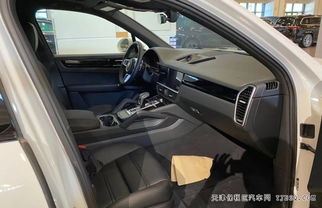 21款加版3.0卡宴 港口现车 跳楼价 102万 21款加版3.0卡宴 天津港口 心动价格102万