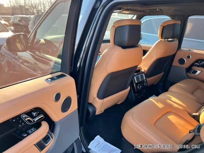 21款路虎创世 黑曜版 港口特价153万 全国上牌