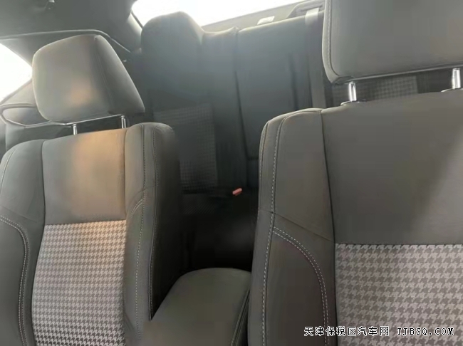 20款道奇挑战者 SXT 3.6 橙色提价 53万