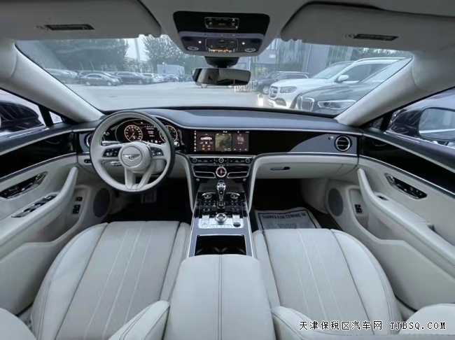 21款宾利飞驰 4.0 V8 特价销售仅此一台300万 全国上牌