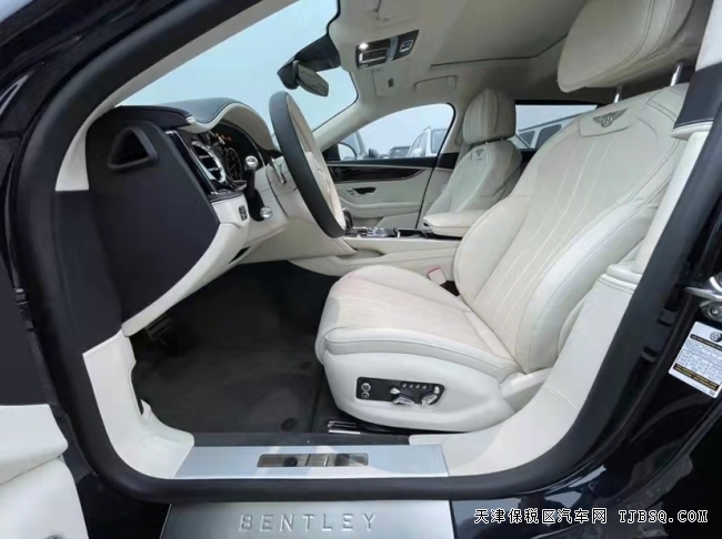 21款宾利飞驰 4.0 V8 特价销售仅此一台300万 全国上牌