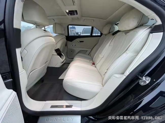 21款宾利飞驰 4.0 V8 特价销售仅此一台300万 全国上牌