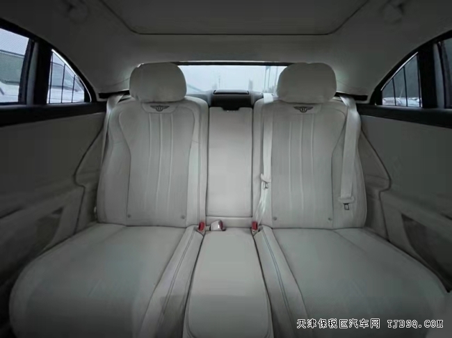 21款宾利飞驰 4.0 V8 特价销售仅此一台300万 全国上牌