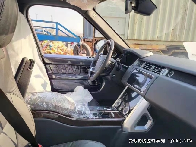 22款欧版揽胜P400 天津保税区 特价直营120.8万