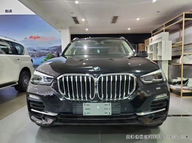 19款中东版宝马X5中配 港口现车特价66.5万