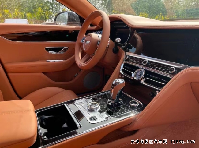 21款宾利飞驰4.0T 天津港口现车钜惠中