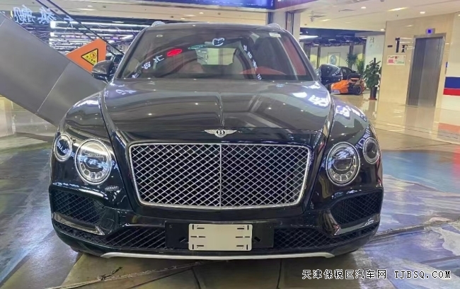 20款宾利添越 3.0油电混合 舒适豪华一体 港口 248万提车 