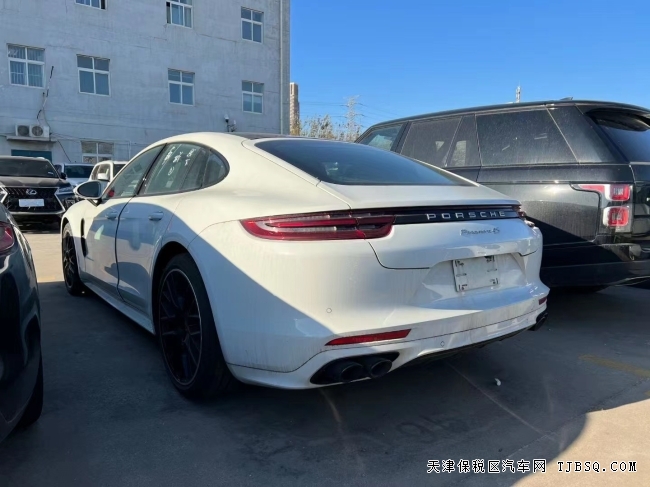 20款保时捷帕纳梅拉4S2.9T港口热卖中 20款保时捷帕纳梅拉4S2.9T港口热卖中