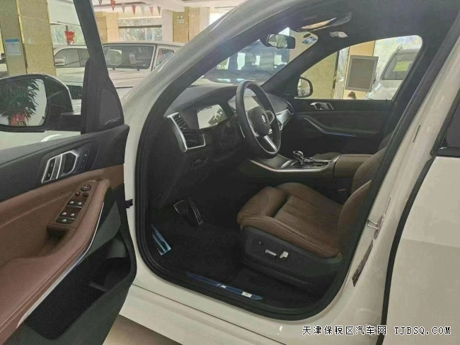 20款宝马X5M运动版港口仅售70.5万 20款宝马X5M运动版港口仅售70.5万