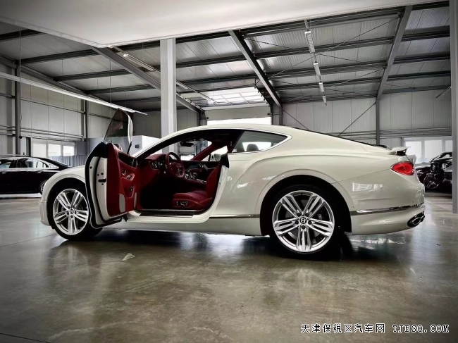 2022款宾利GT V8  太气派了 港口仅售330万