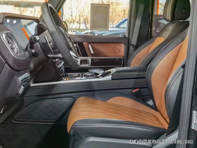 20款加版奔驰G63 舒适驾驶 复古越野 仅售 310万提车